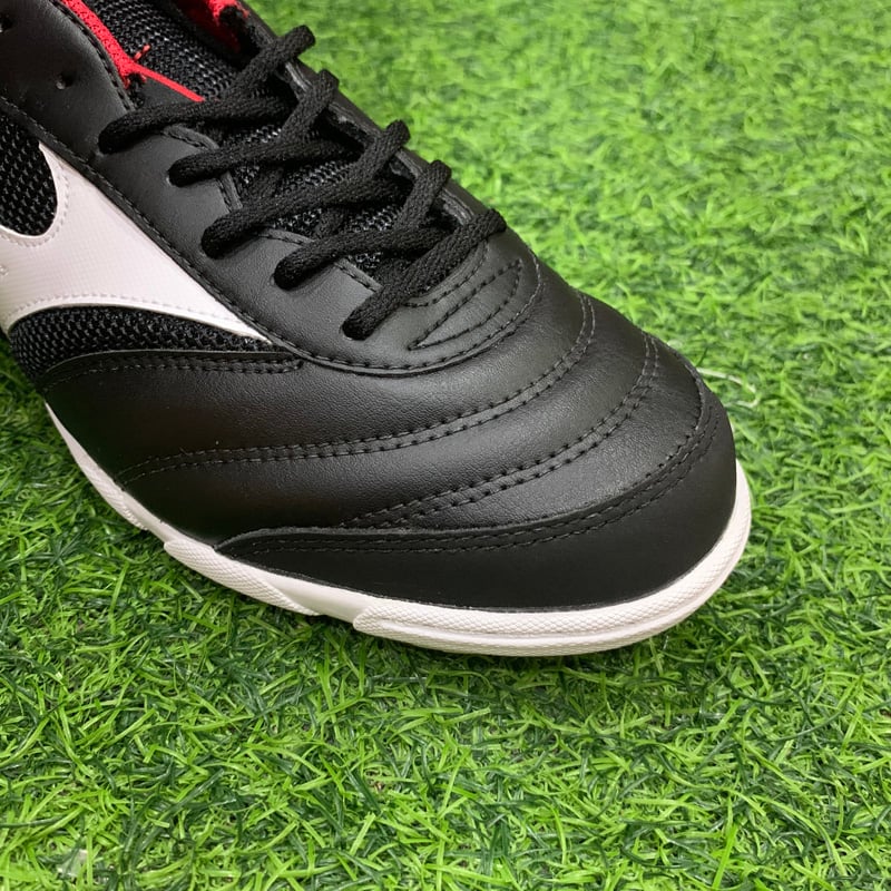 Mizuno Mrl Sala Club Q1GB200309 - Đen Trắng